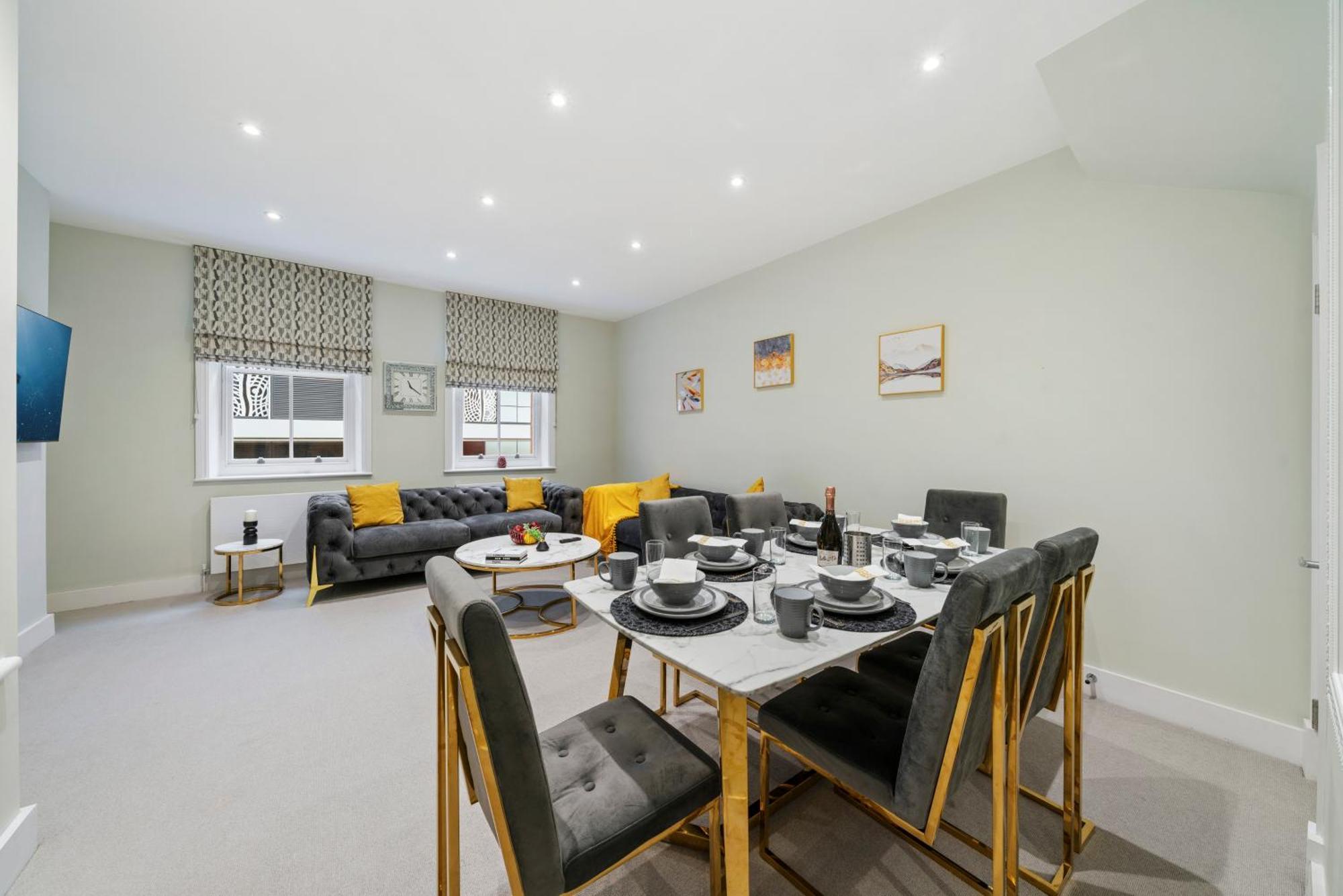 Chic 2 Bed Maisonette In Mayfair 32A London Bagian luar foto