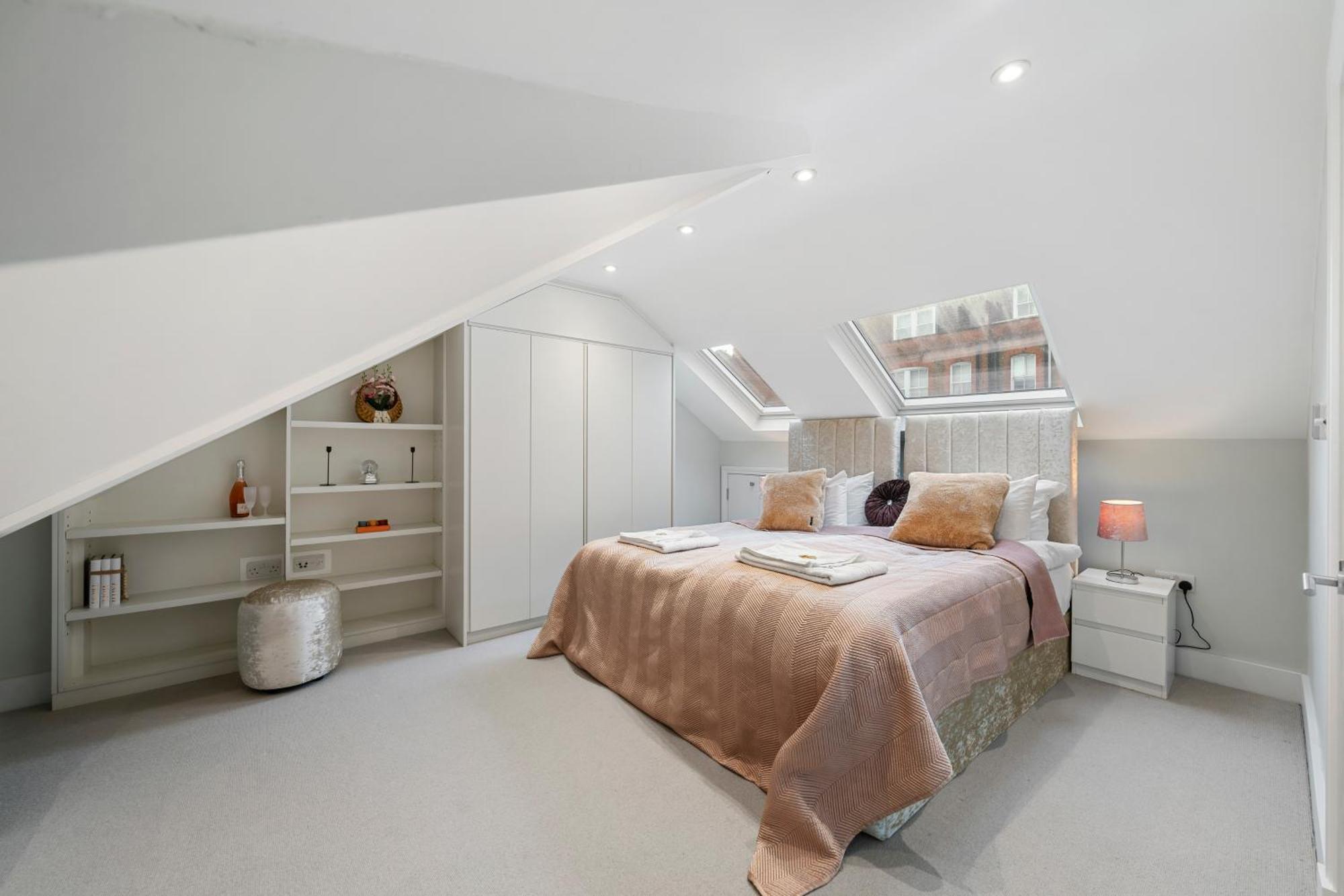 Chic 2 Bed Maisonette In Mayfair 32A London Bagian luar foto