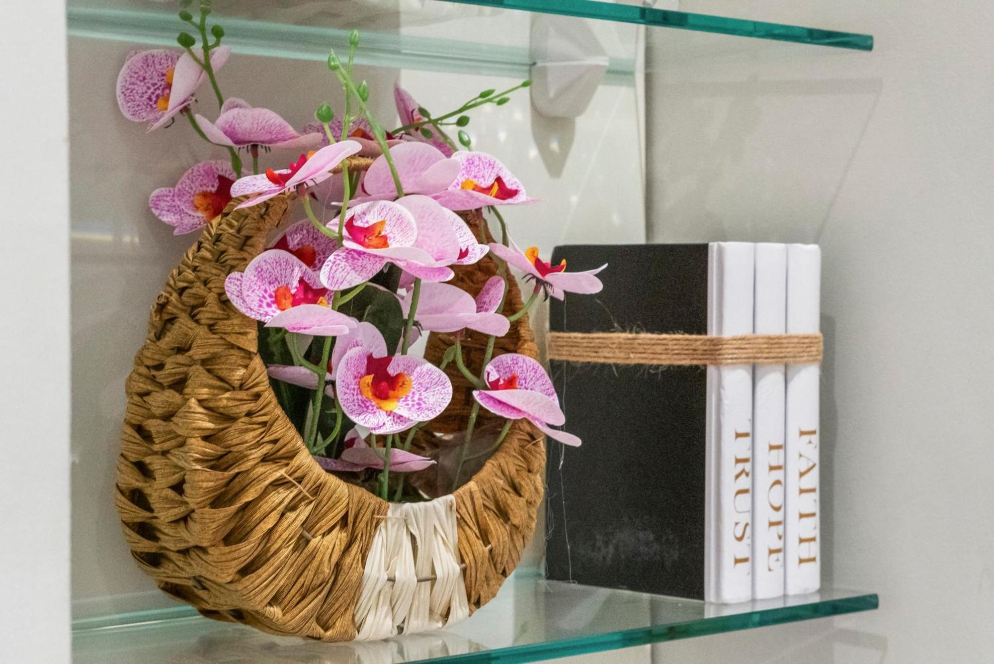 Chic 2 Bed Maisonette In Mayfair 32A London Bagian luar foto
